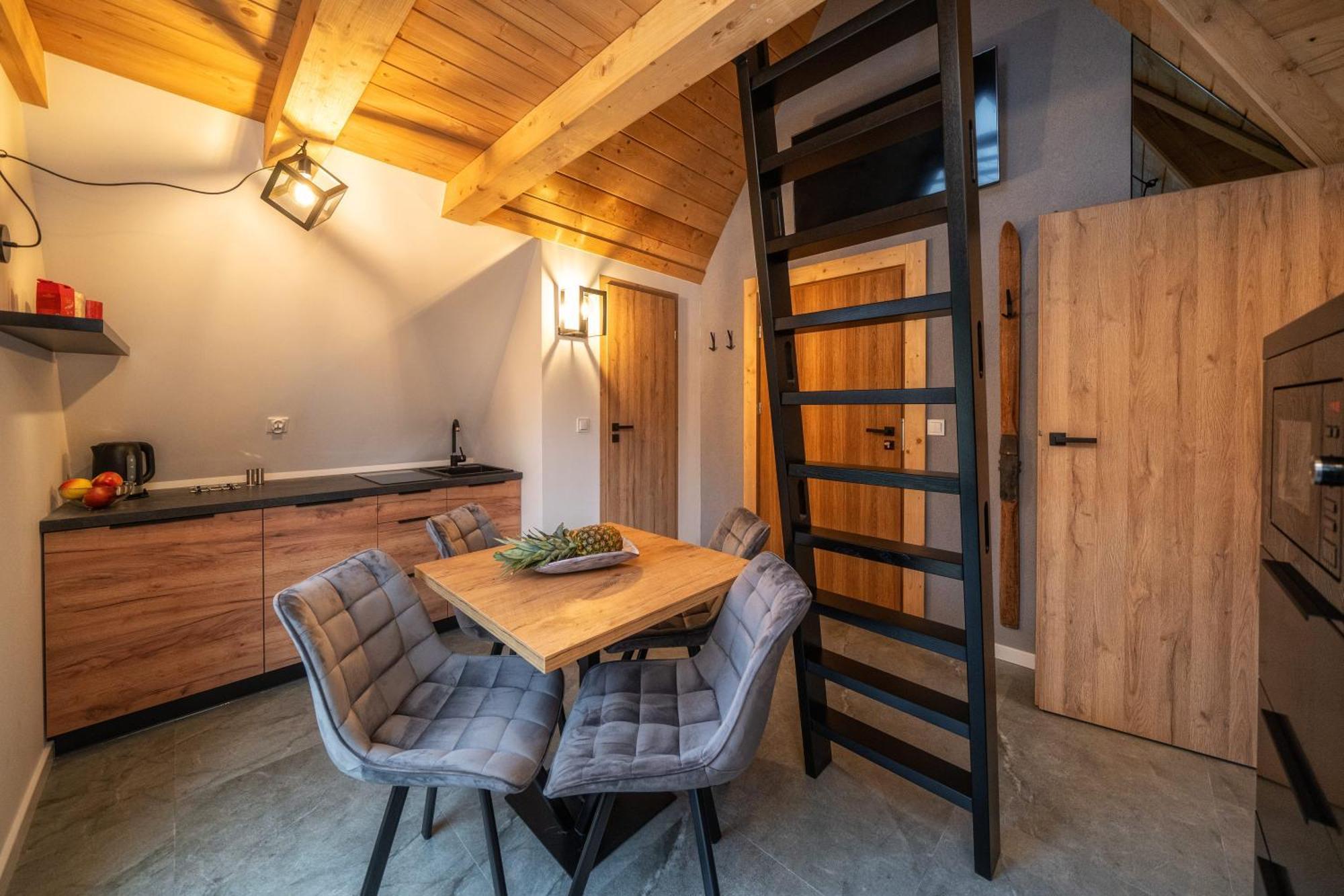 Tatrzanska Miejscowka - Apartamenty Centrum Zakopane Room photo